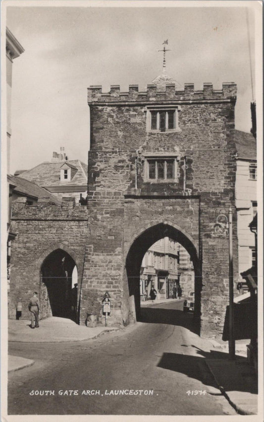 Cornwall Postcard: South Gate Arch, Launceston, 1950s Real Photo XT1467