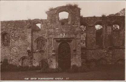 Hampshire Postcard: The Keep Portchester Castle Banqueting Hall XT1520