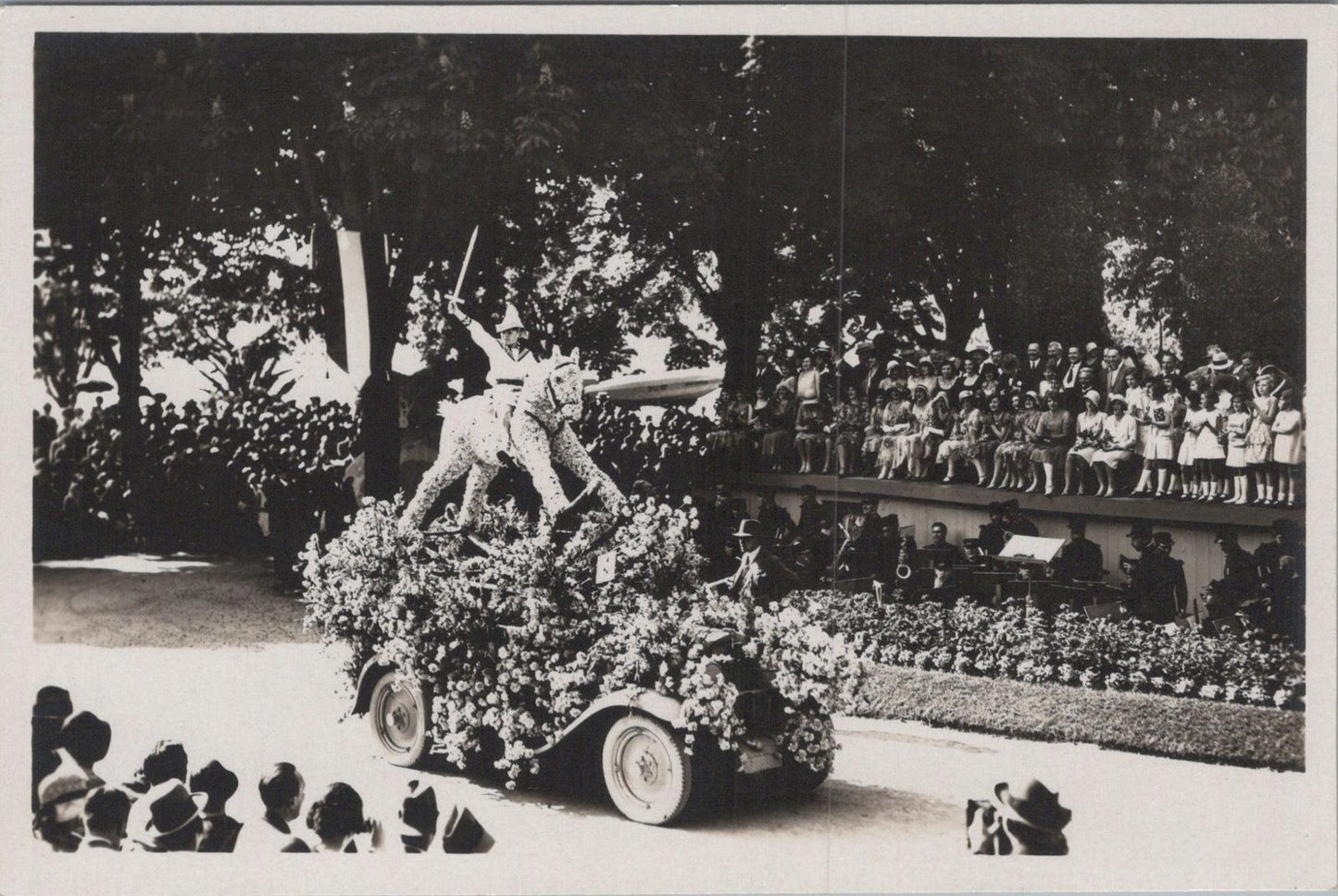 Switzerland Postcard: Fête Des Narcisses Montreux Festival  XT1528