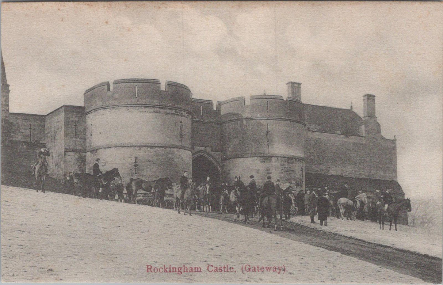 Northamptonshire Postcard: Rockingham Castle Gateway  XT1541
