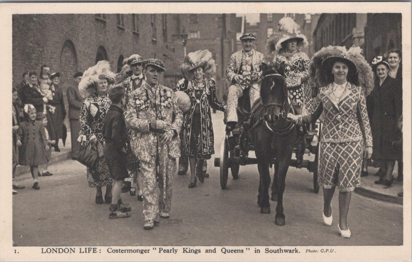 London Postcard: Southwark Costermonger Pearly Kings Queens, East End  XT2950