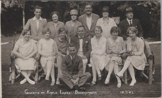 Dorset Postcard - Guests at Knole Lodge, Bournemouth    XT350
