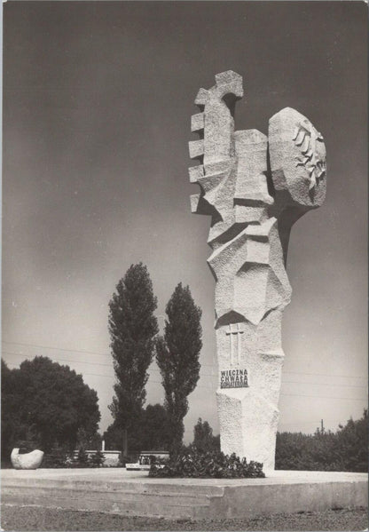 Poland Postcard: Kamien Pomorski Pomnik Victory Cemetery Military Chrome XT2766