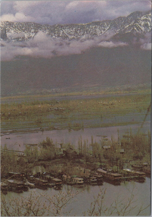 India Postcard: House Boats At Dal Lake Srinagar Kashmir Water View XT2770
