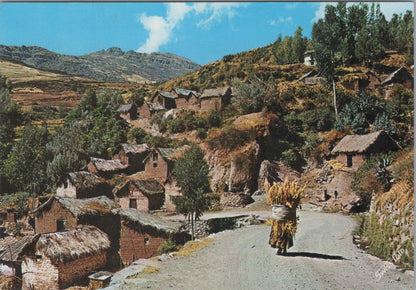 Peru Postcard: Cuzco Pisac Landscape Mountain Road Scenic Vista 1974 - XT2774