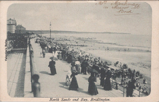 Yorkshire Postcard - North Sands and Bay, Bridlington  XT692