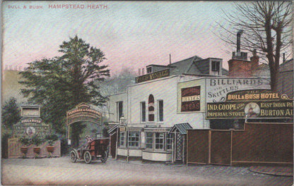 London Postcard - Bull & Bush Hotel, Hampstead, Camden  XT753