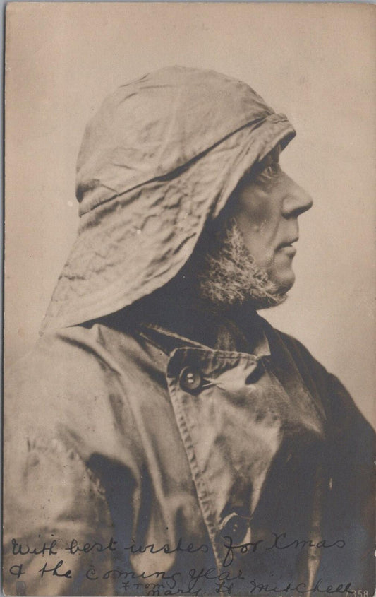 Portrait Postcard:Fisherman or Lifeboat Man Wearing Sou'wester Real Photo XT2117