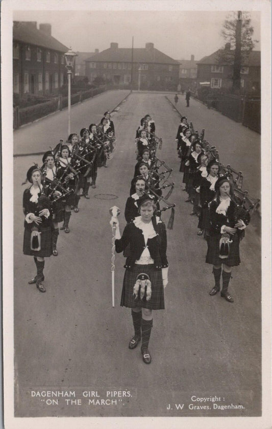 Dagenham Girl Pipers On The March RPPC Greater London England   XT2344
