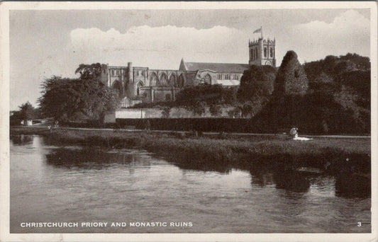 Dorset Postcard Christchurch Priory and Monastic Ruins River Avon 1950s XT2358