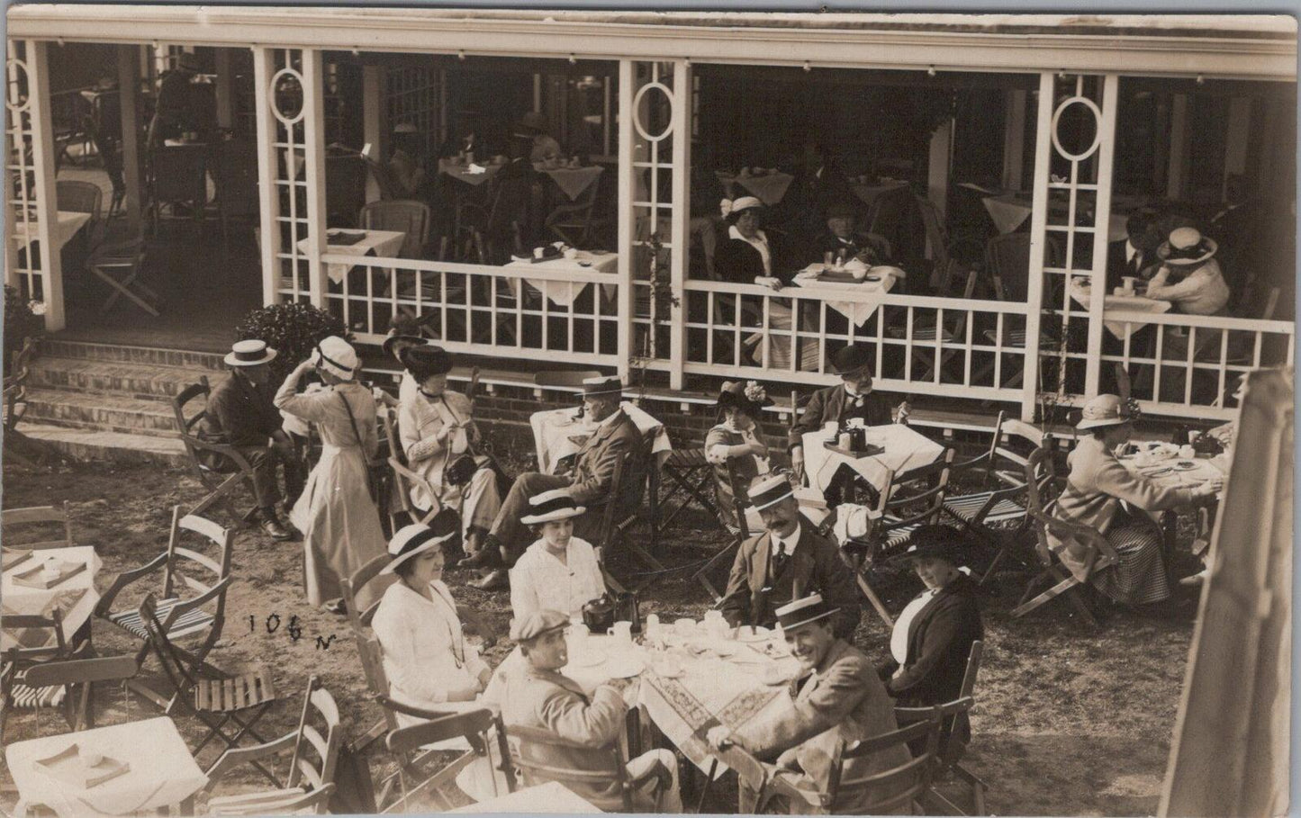 Kent Postcard Cliftonville The Bungalow Tea Garden M&S Photo 1910s XT2362