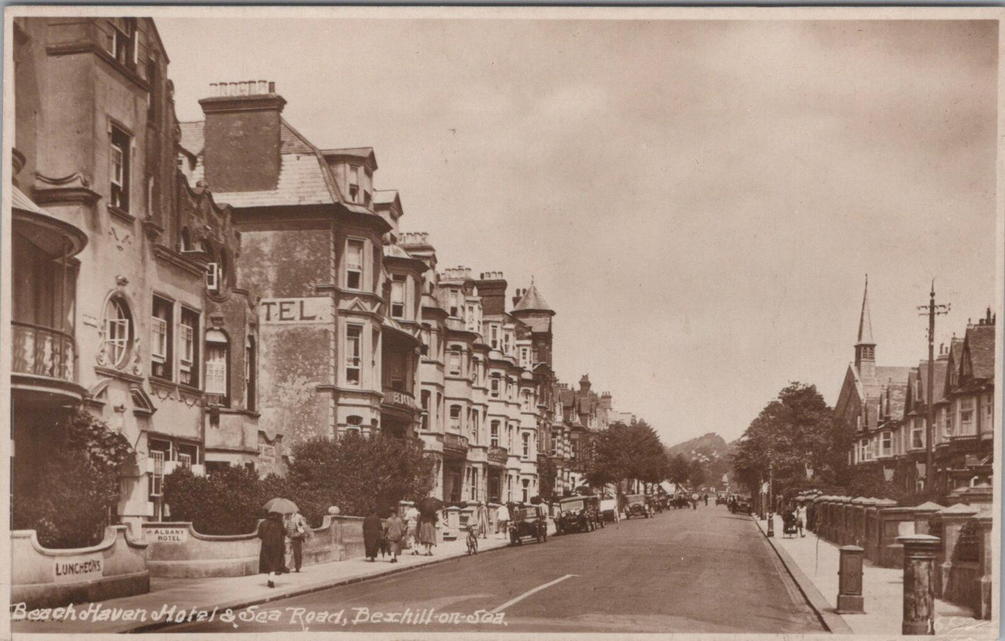 Sussex Postcard Bexhill-on-Sea Beach Haven Hotel Sea Road Vintage   XT2382