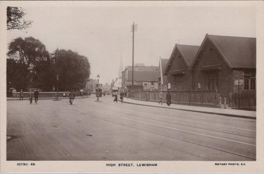 London Postcard Lewisham High Street St Mary's Church Trams  XT2417