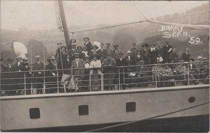 Glamorgan Postcard: Barry Pier Excursion Group Pleasure Steamer, Wales XT2418