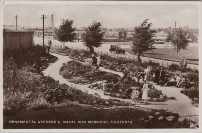 Hampshire Postcard: Ornamental Gardens Naval War Memorial Southsea 1930s  XT2873