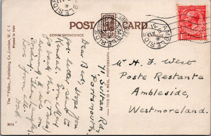 Hampshire Postcard: Ornamental Gardens Naval War Memorial Southsea 1930s  XT2873