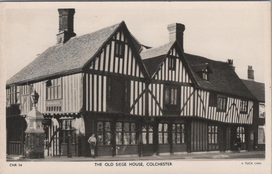 Essex Postcard - The Old Siege House in Colchester   XT1333