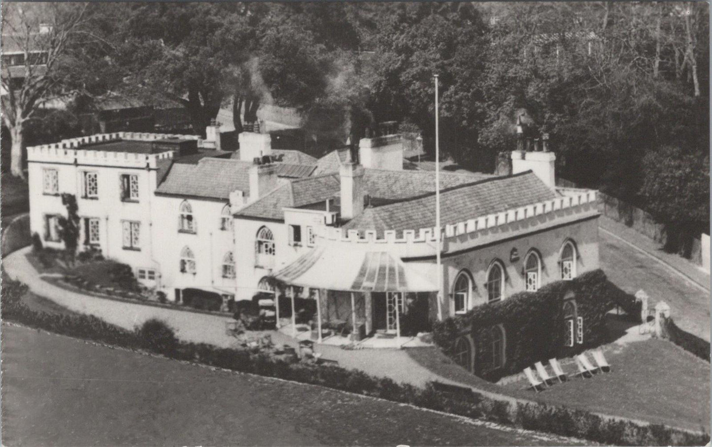 Devon Postcard - Royal Glen Hotel in Sidmouth   XT1342