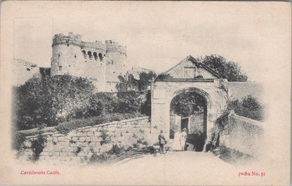 Isle of Wight Postcard - Entrance to Carisbrooke Castle  XT1345