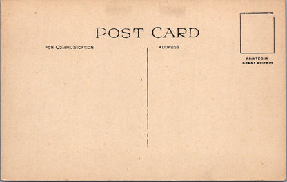 Isle of Wight Postcard - Entrance to Carisbrooke Castle  XT1352