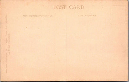 Isle of Wight Postcard - Luccombe Common and Downs in Shanklin  XT1353