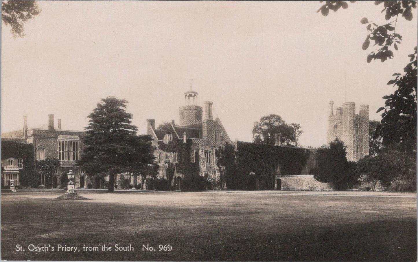 Essex Postcard - St.Osyth's Priory From The South, Village of St.Osyth  XT1368