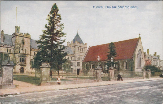 Kent Postcard - Tonbridge School, Founded in 1553 by Sir Andrew Judde  XT1388