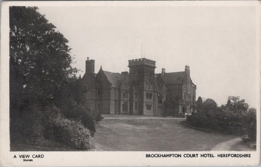 Herefordshire Postcard - Brockhampton Court Hotel, Brockhampton-by-Ross XT1392