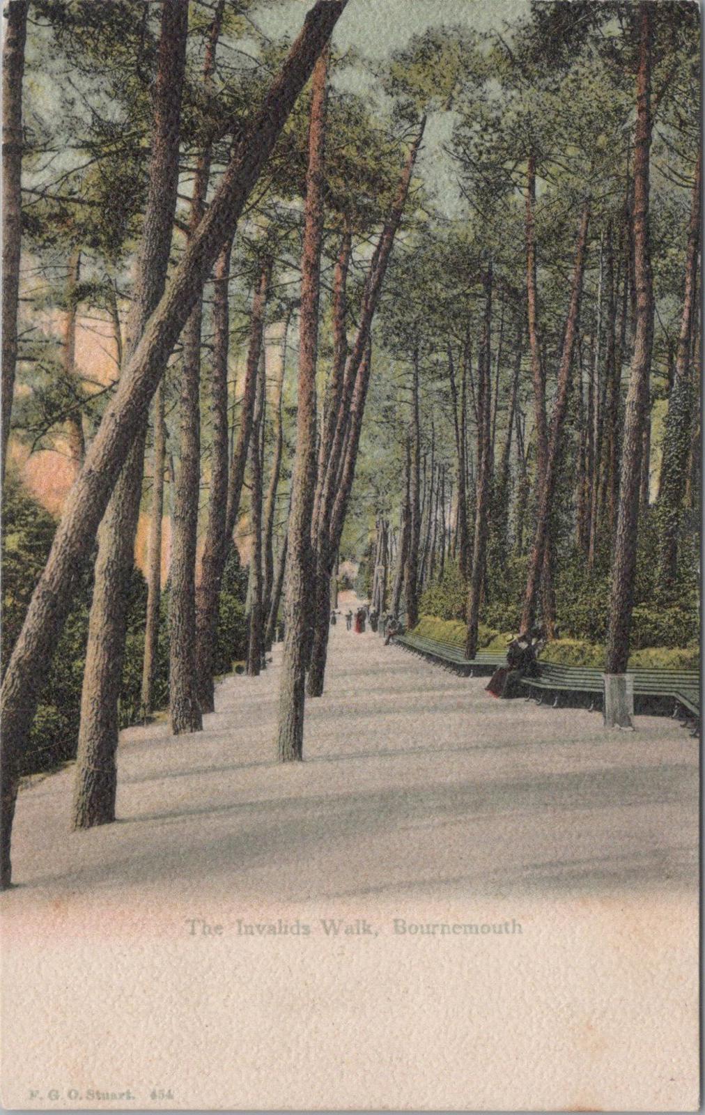 Dorset Postcard: The Invalids' Walk, Bournemouth. XT1413