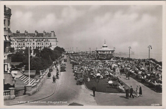 Kent Postcard: Leas Bandstand, Folkestone, Busy Promenade View XT1431