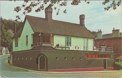 Isle of Wight Postcard: The Pilot Boat Inn, Bembridge, 1960s to 1970s  XT1433