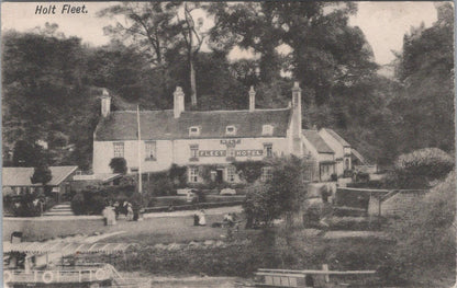 Worcestershire Postcard: Holt Fleet Hotel and Bridge Near Ombersley XT1916
