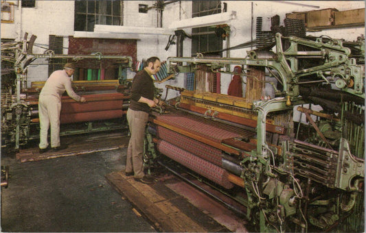 Wales Postcard: Weaving, Melin Wlan Brynkir Dirwyn, Caernarvonshire XT1927.