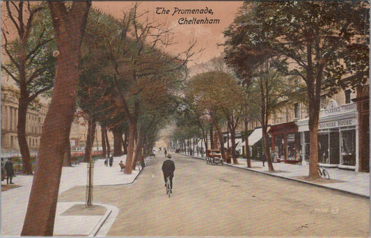Gloucestershire Postcard: The Promenade, Cheltenham. 1910's XT1932