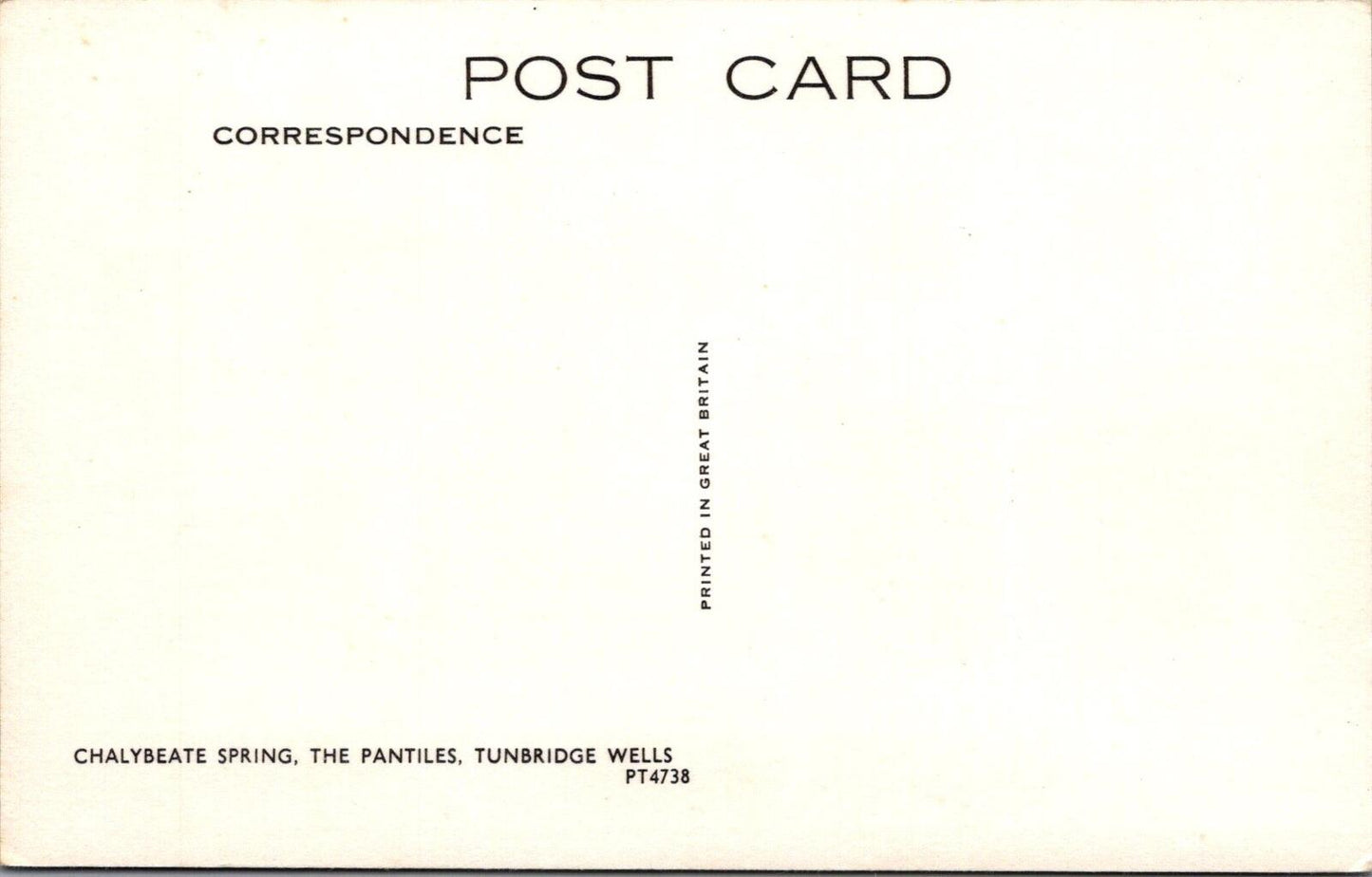 Kent Postcard: Chalybeate Spring The Pantiles Tunbridge Wells 1970's XT2066