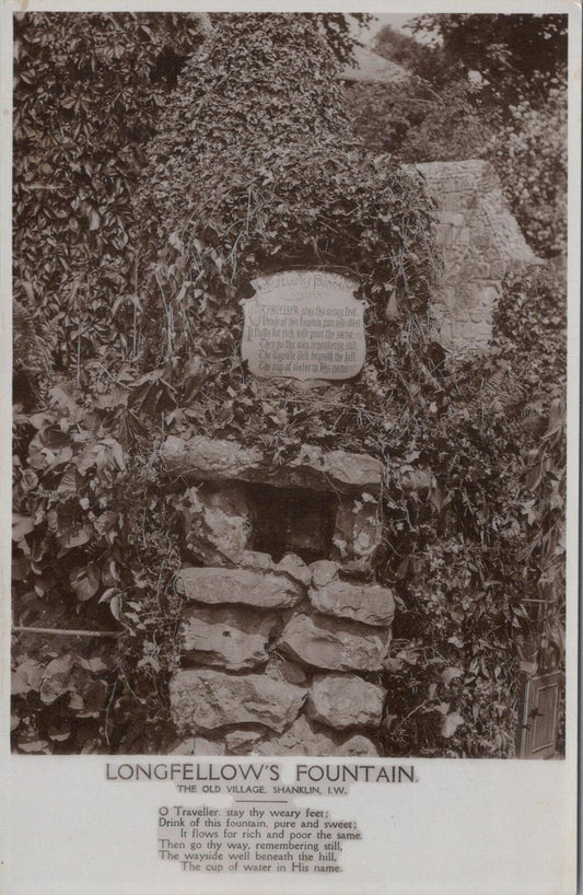 Isle Of Wight Postcard: Longfellow's Fountain, Old Village, Shanklin  XT2069