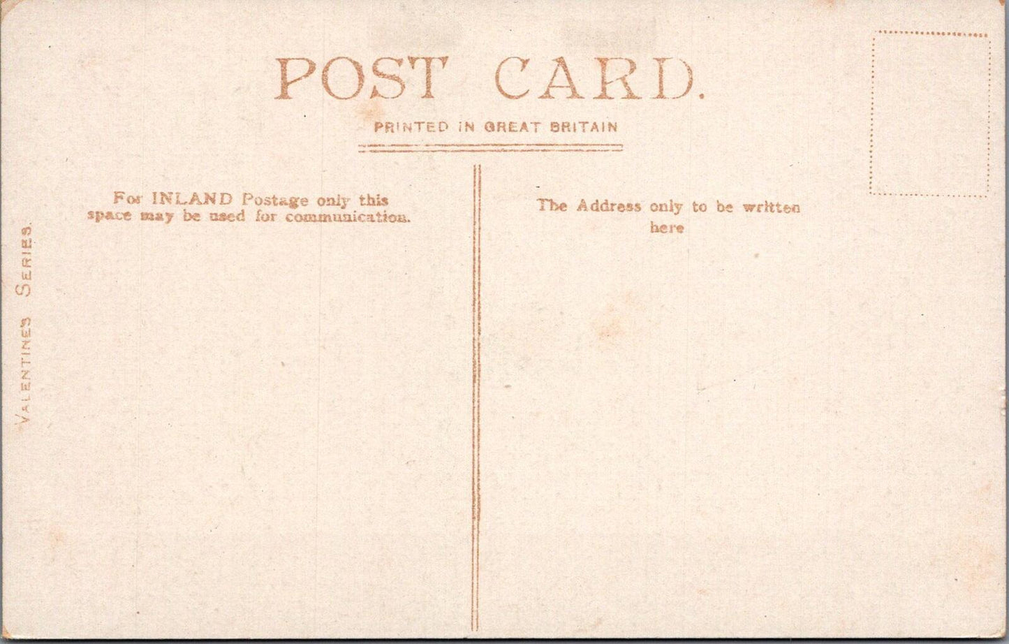 Wiltshire Postcard: Salisbury, Theological Hall, Cathedral Close 1900's XT2072