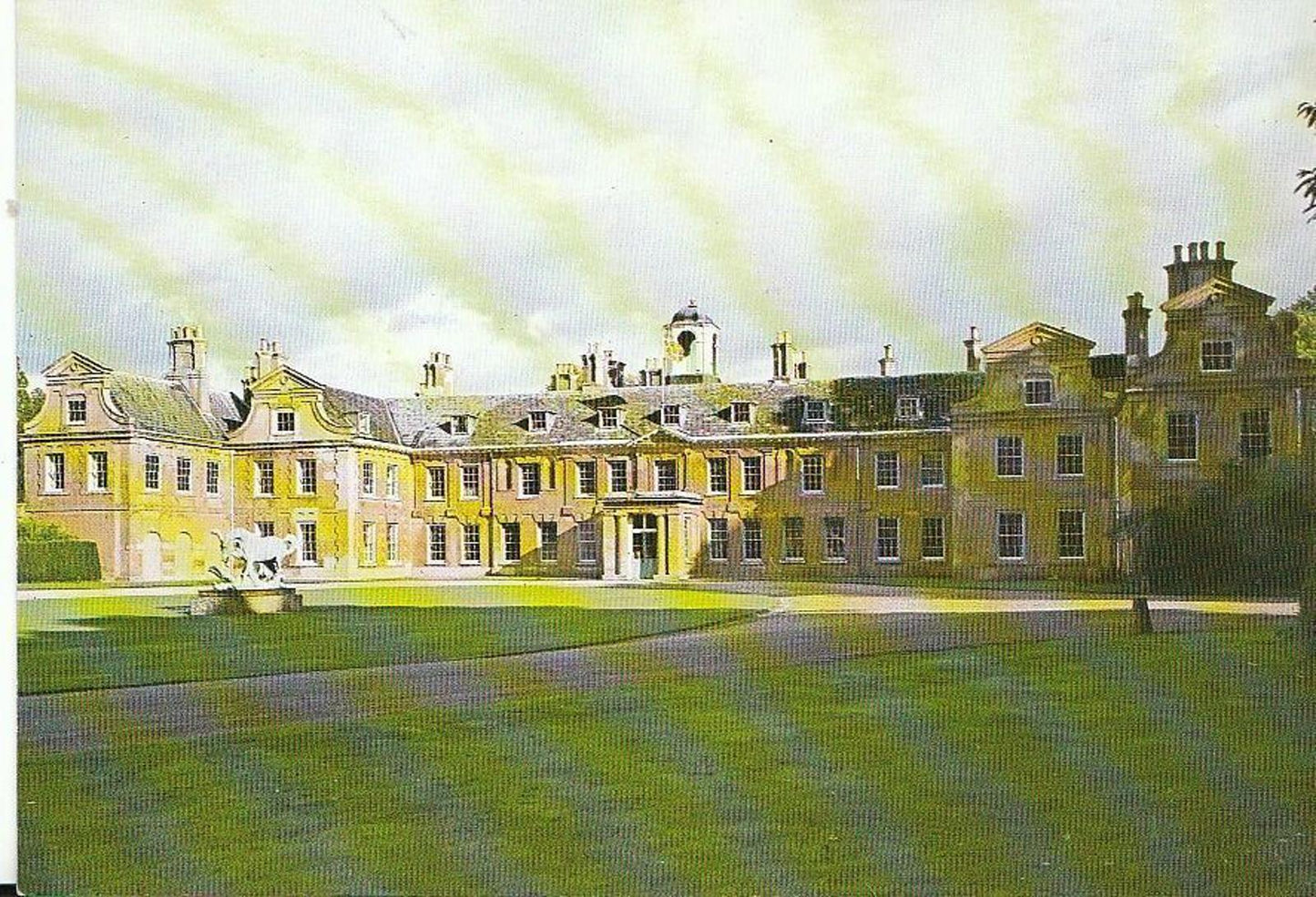Hampshire Postcard - The West Front, Stratfield Saye House   AB539