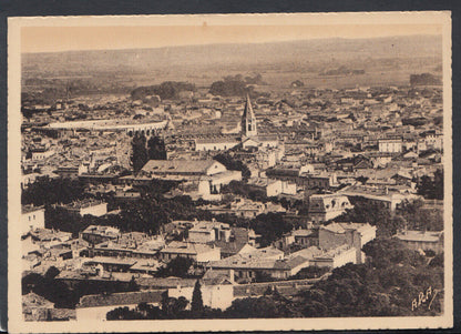 France Postcard - Nimes - Vue Generale - Le Gard Illustre  RR5784