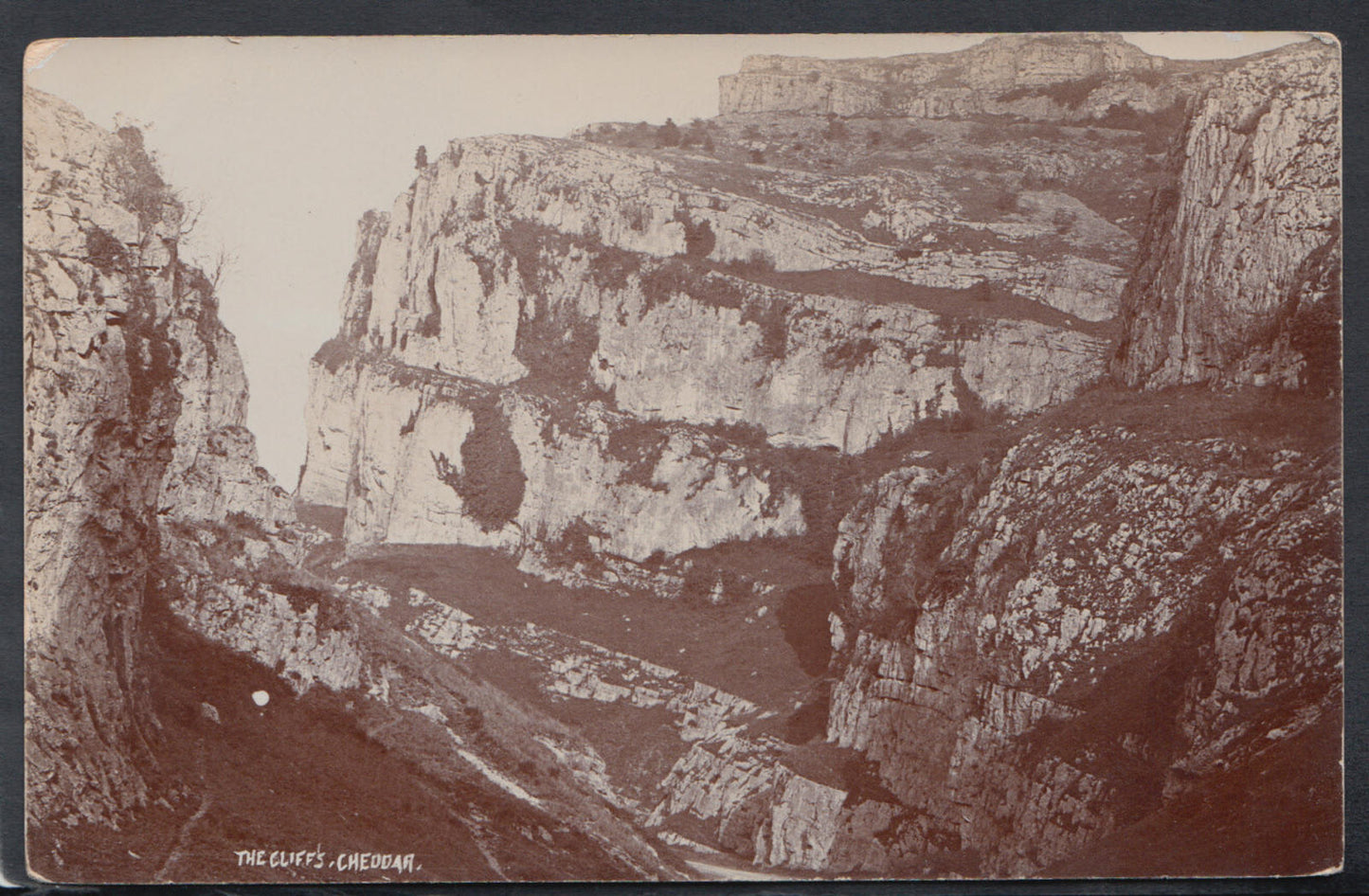 Somerset Postcard - The Cliffs, Cheddar      RS14035