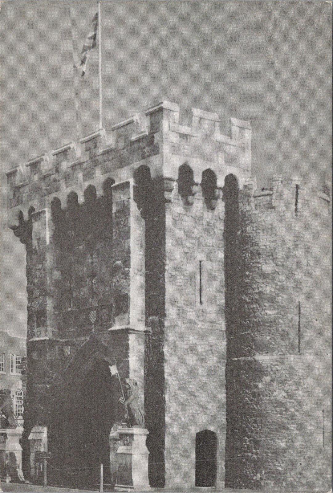 Hampshire Postcard - Southampton - The Bargate, North Front RR16261