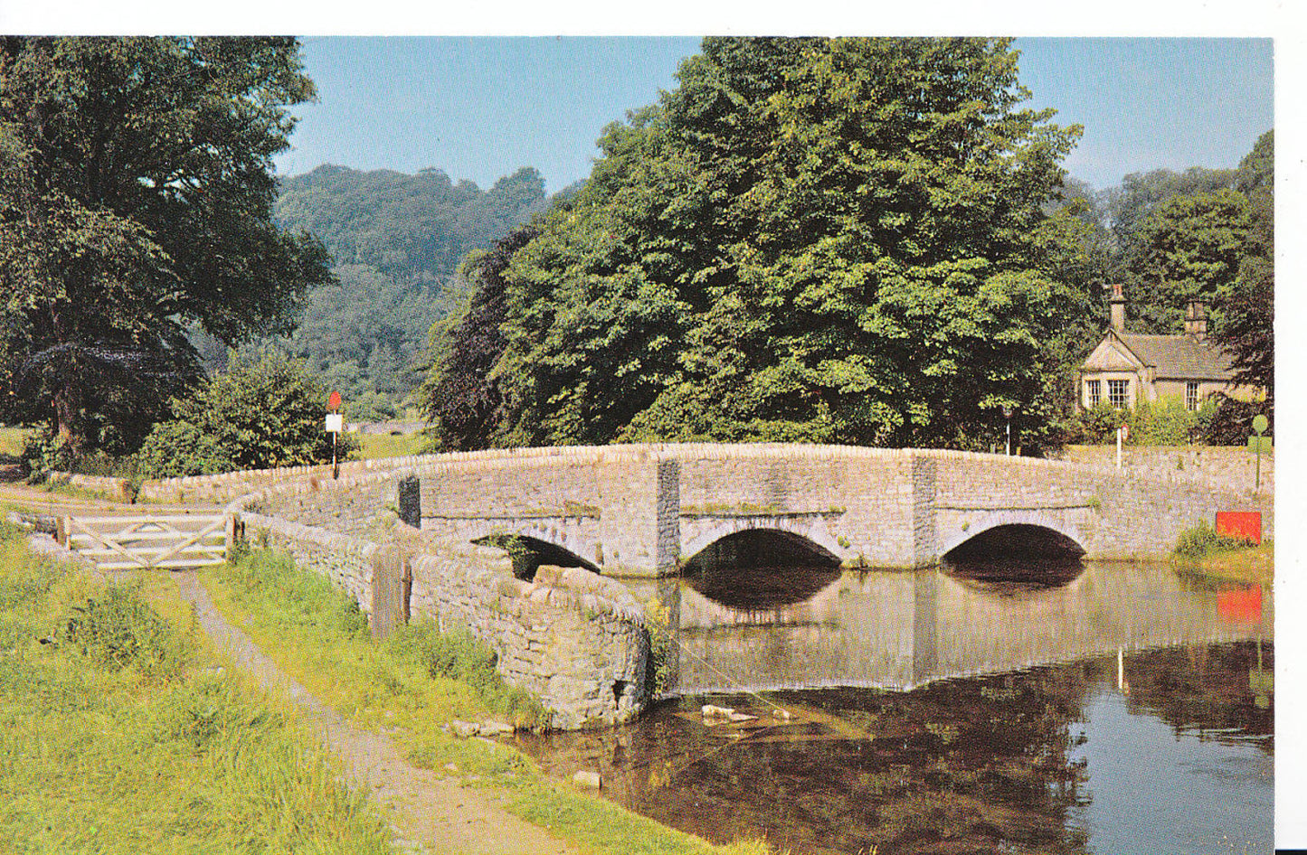 Derbyshire Postcard - Sheepwash Bridge - Ashford in The Water    SL293
