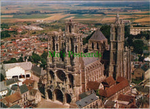 Load image into Gallery viewer, France Postcard - La Cathedrale, Laon, Aisne RR13443
