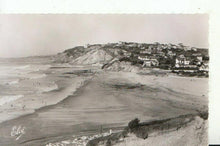 Load image into Gallery viewer, France Postcard - Bidart - Et Sa Plage Vers Biarritz   12326A
