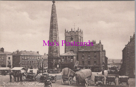 Yorkshire Postcard - Richmond Market Place   RS38842