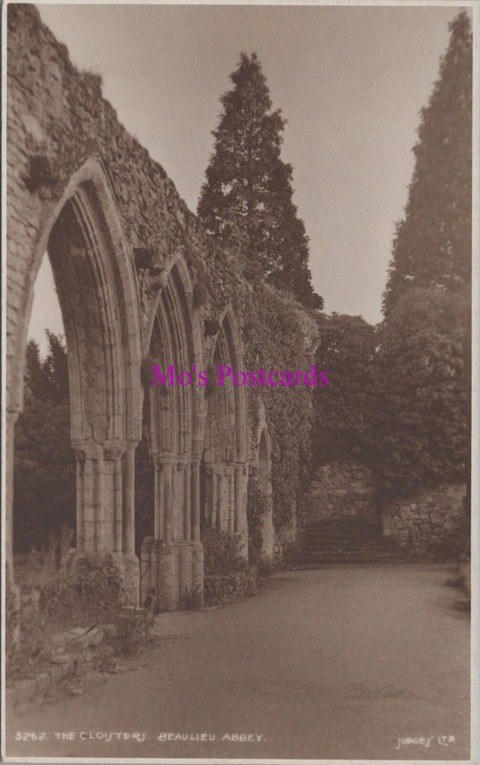Hampshire Postcard - Beaulieu Abbey, The Cloisters   RS38473