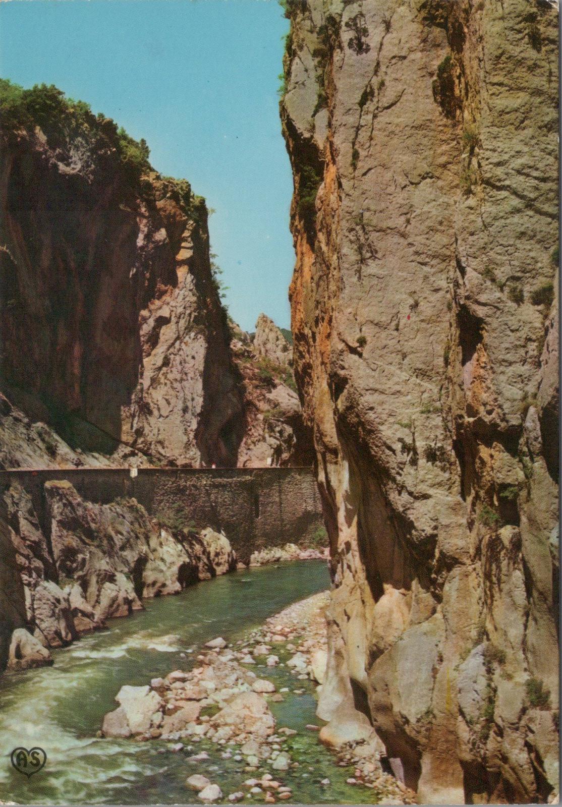 France Postcard - Le Defile De Pierre-Lys, En Parcourant Les Gorges De...RR15546