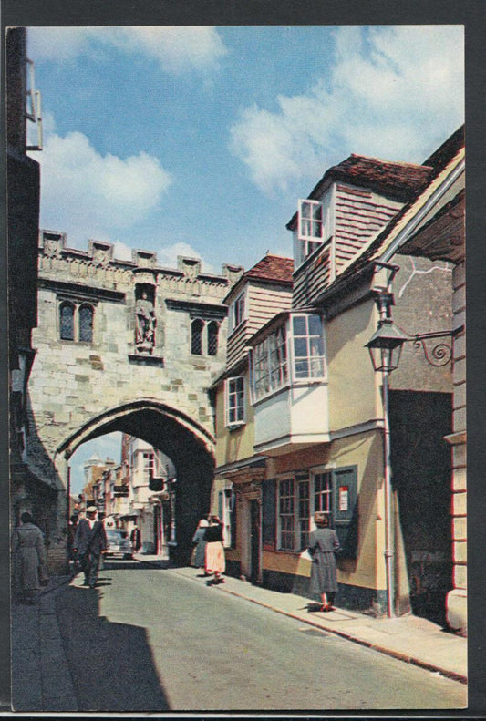 Wiltshire Postcard - Salisbury - The High Street Gate    RR3409