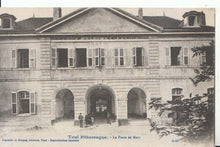 Load image into Gallery viewer, France Postcard - Toul Pittoresque La Poste de Metz  14058A
