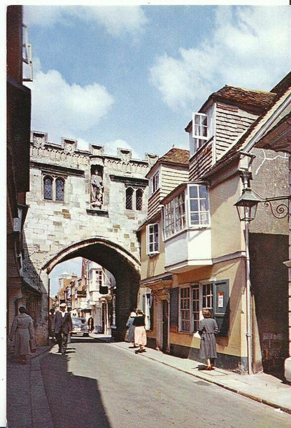 Wiltshire Postcard - The High Street Gate, Salisbury  AB751
